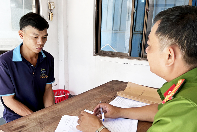 Bắt giữ kẻ giết vợ vì ghen tuông