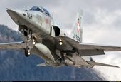 Liên Xô mổ xẻ tiêm kích F-5 của Mỹ để nâng đời MiG-21