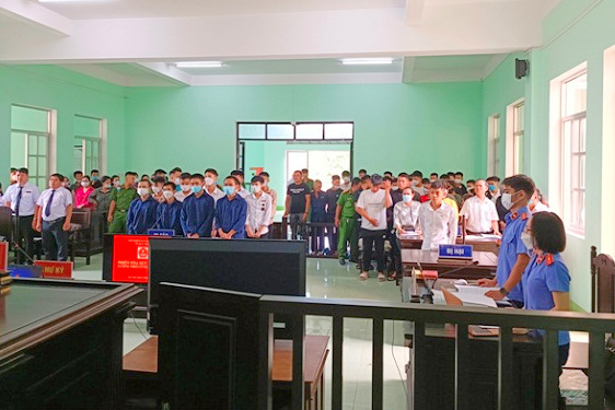 VKSND TP Quy Nhơn phối hợp tổ chức phiên tòa hình sự rút kinh nghiệm bằng hình thức số hóa hồ sơ vụ án