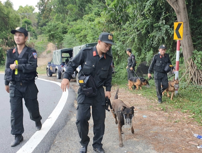 Vây bắt đối tượng bị truy nã khi đang lén lút về thăm vợ con