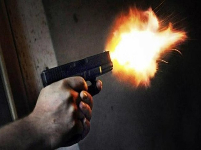 Người đàn ông bị bắn trọng thương vì lý do không tưởng