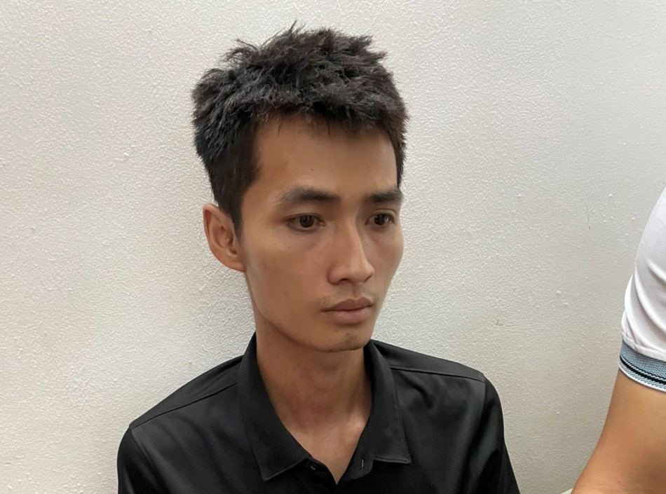 Phê chuẩn khởi tố kẻ thủ ác thít cổ, đánh bất tỉnh bé 3 tuổi, bỏ vào tủ bảo ôn