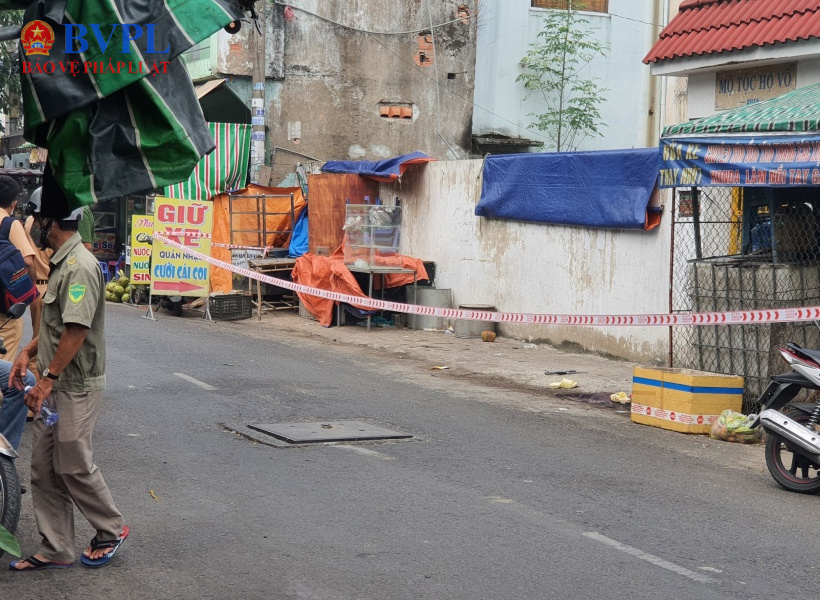 Hai người đàn ông cự cãi to tiếng, một người tử vong