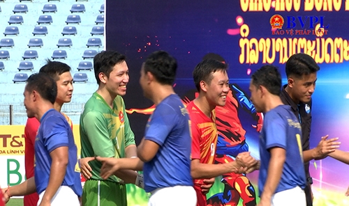 Giao hữu bóng đá giữa VKSND tối cao hai nước Việt Nam - Lào