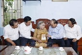 Chủ tịch nước thăm hỏi các gia đình có công với cách mạng tỉnh Thanh Hoá
