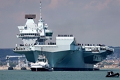Chiến hạm lớn nhất Hải quân Anh gặp sự cố trên đường tới Mỹ