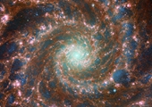 NASA công bố hình ảnh cực ấn tượng về Thiên hà xoắn ốc Bóng ma