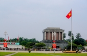 Thủ đô Hà Nội rợp cờ Tổ quốc, nhân dân vào Lăng viếng Chủ tịch Hồ Chí Minh trong ngày Quốc khánh 2 9