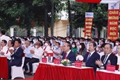 Chủ tịch nước Nguyễn Xuân Phúc dự Lễ khai giảng Trường THPT Chuyên Khoa học Tự nhiên