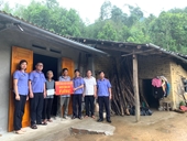 Công đoàn VKSND huyện Bình Liêu hỗ trợ xây dựng nhà ở cho hộ nghèo
