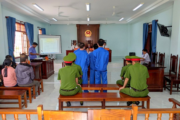 Bản án nghiêm khắc cho những kẻ côn đồ