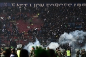 Vụ bạo loạn sân cỏ ở Indonesia FIFA gọi thảm kịch là cú sốc đối với bóng đá thế giới