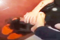 Đánh vợ đang mang thai rồi quay video đăng mạng xã hội vì vợ không đưa tiền đi ăn cưới