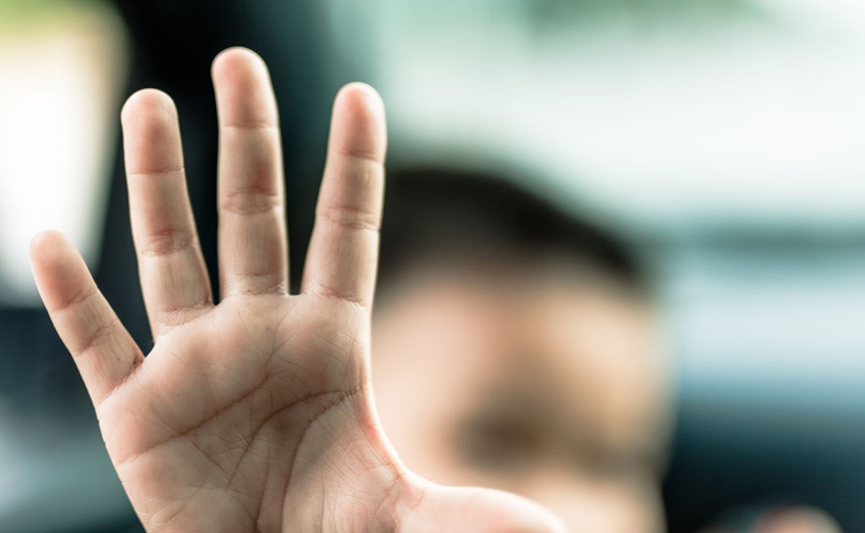 Sử dụng trái phép hình ảnh cá nhân của người khác trên mạng xã hội có thể bị truy cứu trách nhiệm hình sự