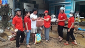 Hỗ trợ khẩn cấp cho người dân bị ảnh hưởng sau mưa lụt lịch sử
