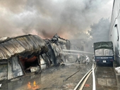 Cháy lớn tại kho xưởng ở Hà Đông, 1 người tử vong