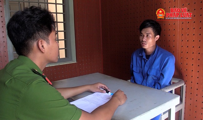 Bình Dương Tạm giữ nhóm thanh niên thực hiện 12 vụ cướp giật tài sản