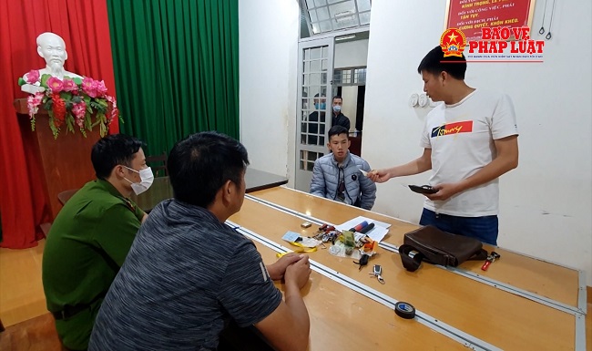 Bắt đối tượng giả danh công an cưỡng đoạt tiền của học sinh