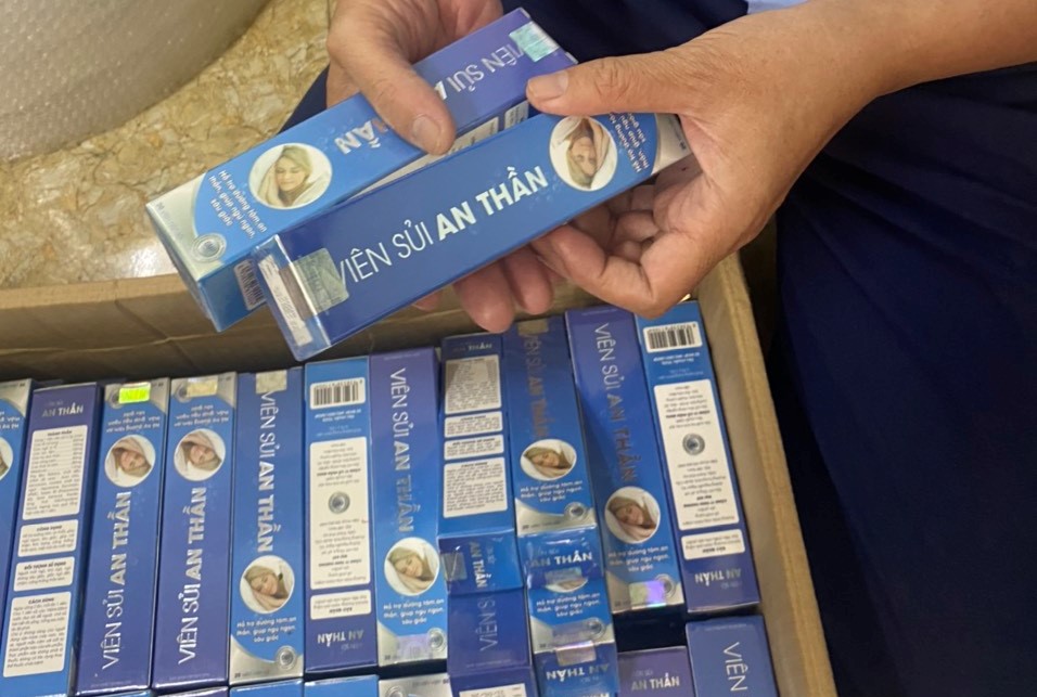 Thu giữ hàng trăm hộp viên sủi an thần có dấu hiệu giả mạo