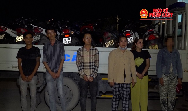 Triệt phá sòng bạc phát hiện ma túy và vũ khí nóng