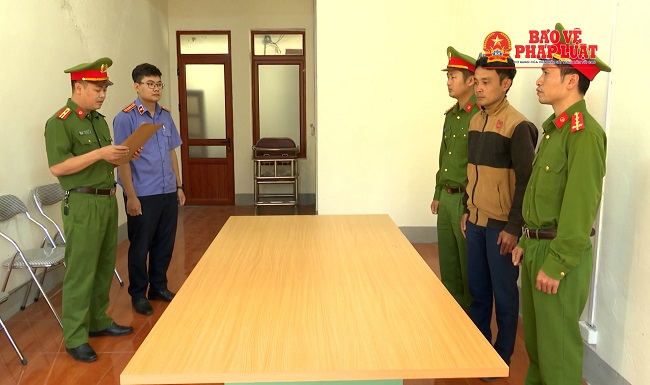 Khởi tố giám đốc doanh nghiệp nhiệm thu công trình bằng  công tơ xe máy