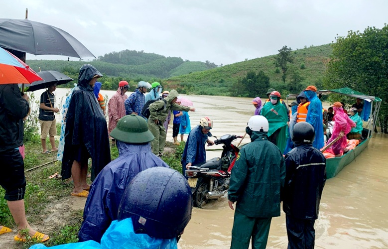 Sẽ cưỡng chế di dời dân ra khỏi lòng hồ dự án thuỷ lợi hơn 4 400 tỉ ở Đắk Lắk