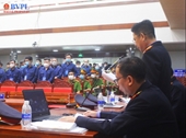 Phiên tòa xét xử đại án buôn lậu xăng Hoàn thành phần xét hỏi 74 bị cáo
