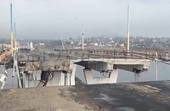 Hình ảnh vệ tinh cho thấy nhiều cây cầu ở Kherson, Ukraine bị phá hủy chỉ trong 1 ngày