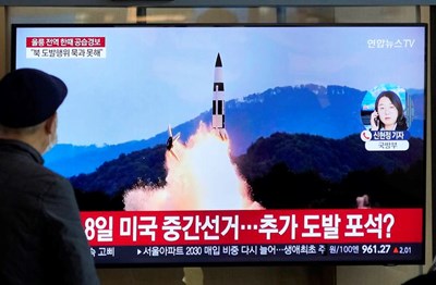 北朝鮮、米国と同盟国との 3 カ国会談後にミサイルを発射