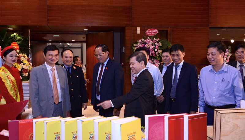 Báo Bảo vệ pháp luật sung sức tuổi 20