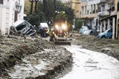 Tìm thấy 7 thi thể trong vụ lở đất trên đảo du lịch Ischia, Ý