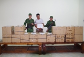 Bắt quả tang đối tượng vận chuyển hơn 400kg pháo lậu ở Đắk Nông