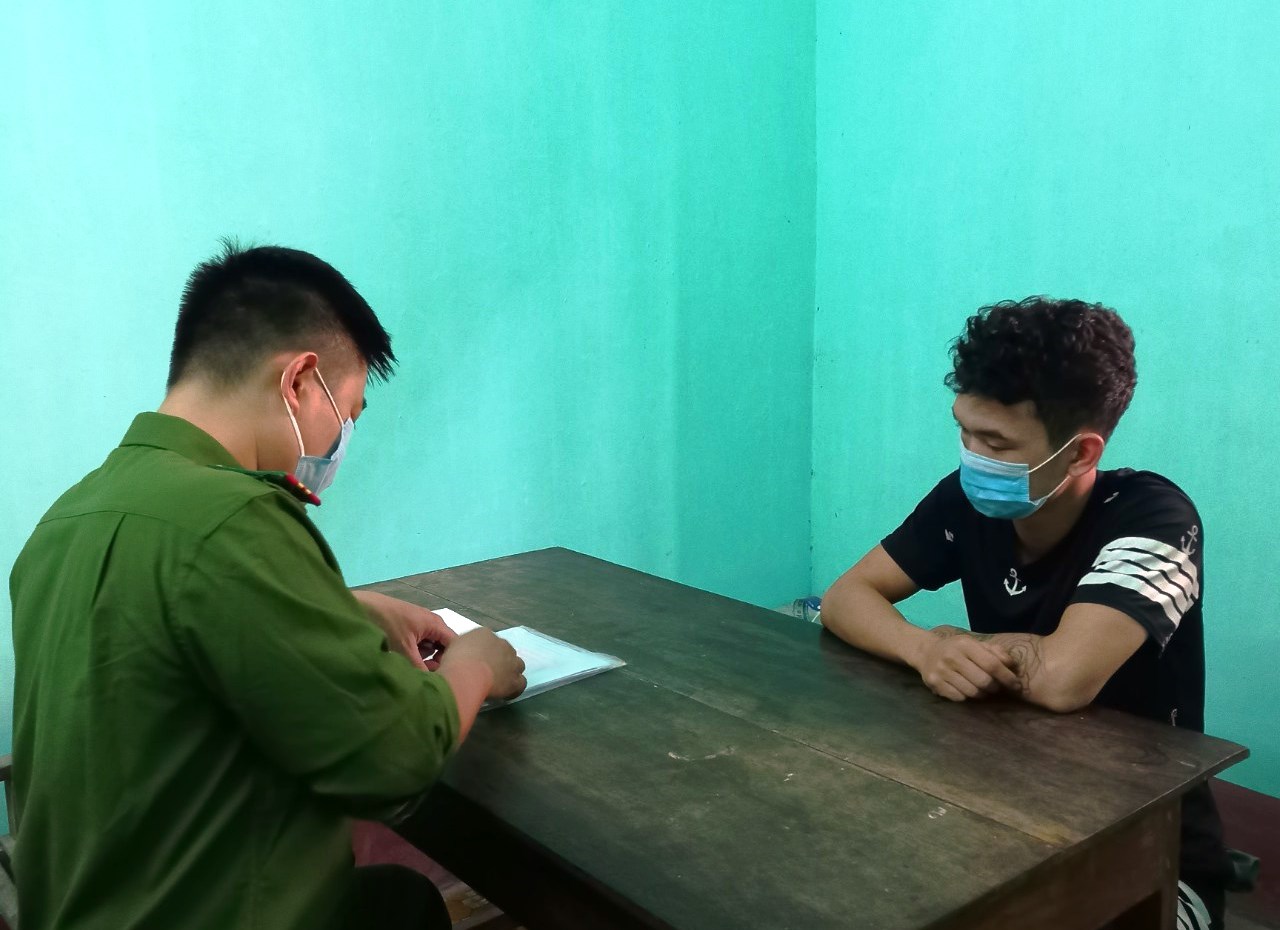 Tên trộm có 4 tiền án vẫn trèo tường, đột nhập nhà dân trộm cắp