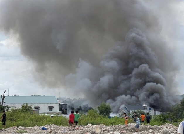 Cháy nổ đùng đùng ở cơ sở làm tượng tại Đồng Nai