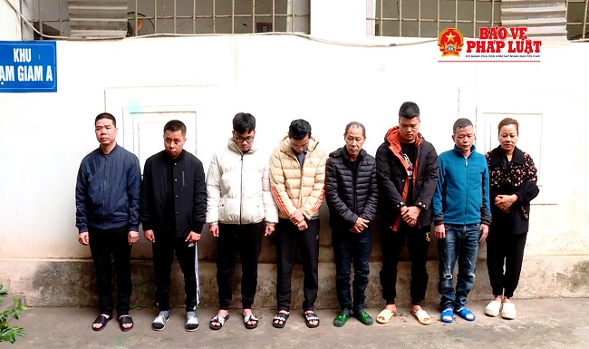 Triệt phá đường dây cá độ bóng đá khủng trên 200 tỉ đồng