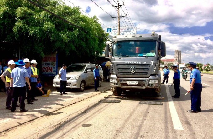 Phê chuẩn khởi tố, bắt tạm giam 18 bị can trong vụ đưa hối lộ, giả mạo trong công tác