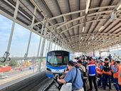 CLIP Chạy thử nghiệm đoàn tàu Metro số 1 Bến Thành - Suối Tiên