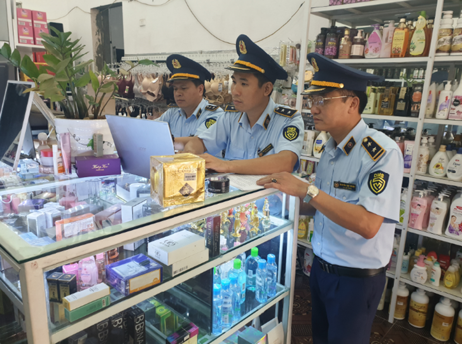 Bán hàng hóa không rõ nguồn gốc, xuất xứ bị xử phạt như thế nào