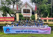 Chi đoàn VKSND quận Thanh Khê tham gia chương trình tình nguyện “Đông ấm vùng cao”