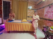 Nhân viên y học cổ truyền Hồng Ngọc tắm tiên, kích dục cho khách nam