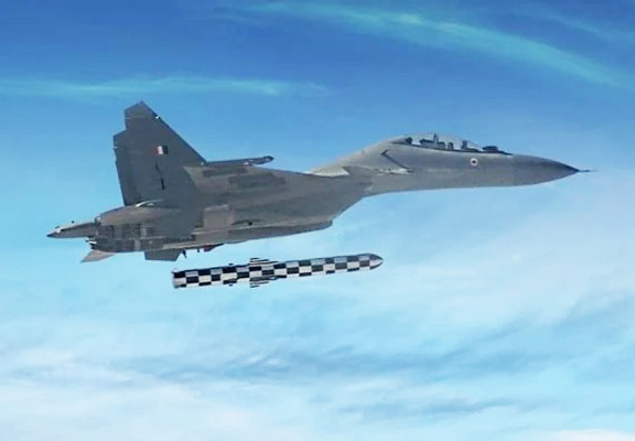 Ấn Độ phóng thử thành công tên lửa tầm xa BrahMos