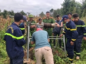 Giải cứu người đàn ông sau 4 ngày rơi xuống giếng sâu 25m ở Đắk Lắk