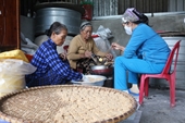 Bánh khô mè - thức quà quen thuộc trong dịp Tết của người dân Đà Nẵng