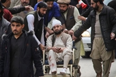 Nổ lớn rung chuyển nhà thờ Hồi giáo Pakistan gần biên giới Afghanistan, hơn 180 người thương vong