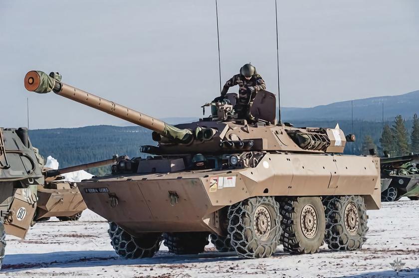 Lô 14 xe tăng AMX-10RC đầu tiên của Pháp lên đường sang Ukraine