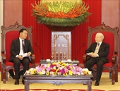 Tổng Bí thư Nguyễn Phú Trọng tiếp Chánh Văn phòng Trung ương Đảng NDCM Lào