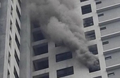 Cháy căn hộ ở tầng 22 chung cư GoldMark City, nhiều hộ dân hoảng loạn tháo chạy