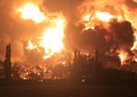 Kho dầu gần khu dân cư ở thủ đô Jakarta, Indonesia bùng cháy dữ dội, gần 70 người thương vong