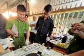 Bắt giữ 6,5 kg ma túy được ngụy trang tinh vi để vận chuyển qua biên giới vào Việt Nam