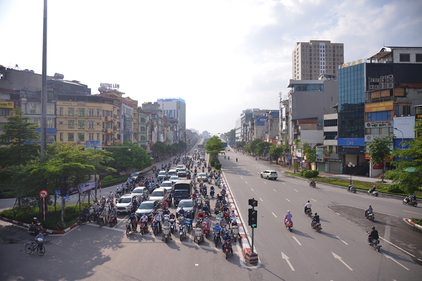 Hà Nội thí điểm tổ chức giao thông nút giao Trường Chinh - Tôn Thất Tùng -  Lê Trọng Tấn